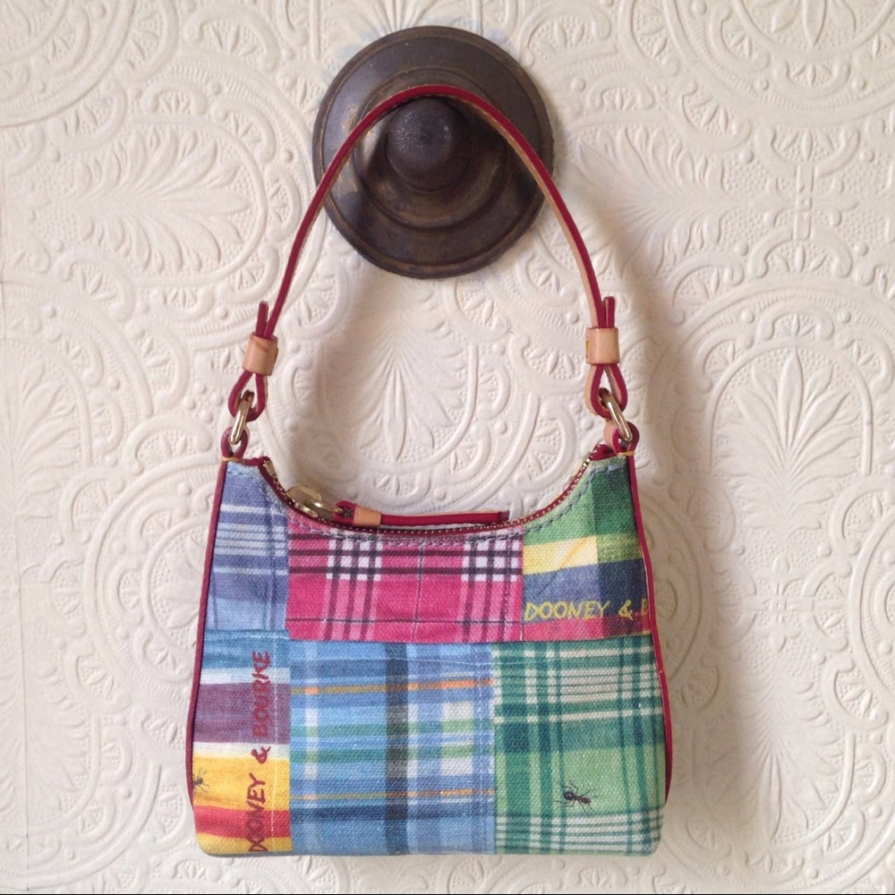 NWOT Dooney & Bourke Bitsy Bag Madras Ant print